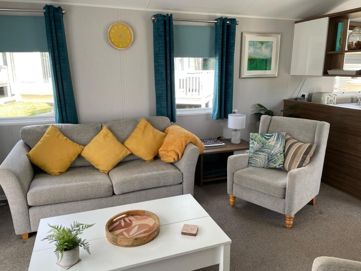 6 Berth Comfy Homely Caravan, Dog Friendly Belton with Browston Zewnętrze zdjęcie